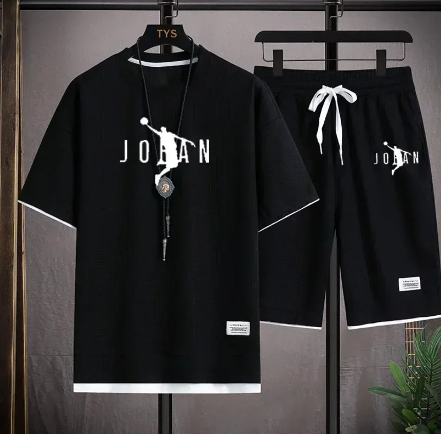 Streetwear Brand Designer - Completo da Uomo Estivo 2026: T-Shirt,
