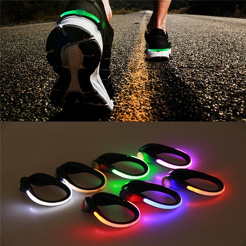 LED luminoso clip per scarpe l - Travis Scott Lace recensione e prezzo